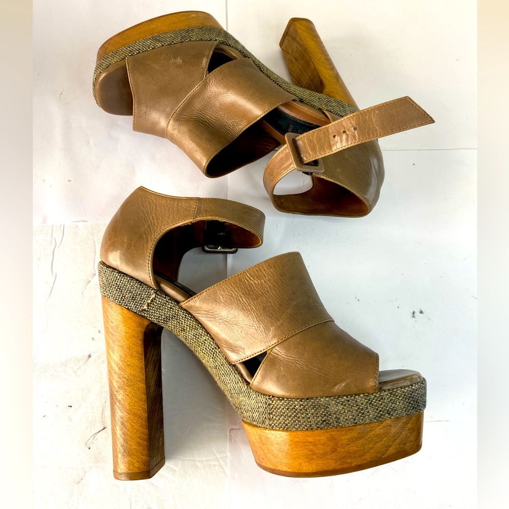 MARNI Gray Brown Wooded Platform Heels Size 38/8